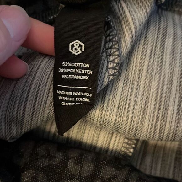 Agnes & Dora XXL black with gray animal print spots, stretchy skinny pants - 304 - Picture 4 of 5